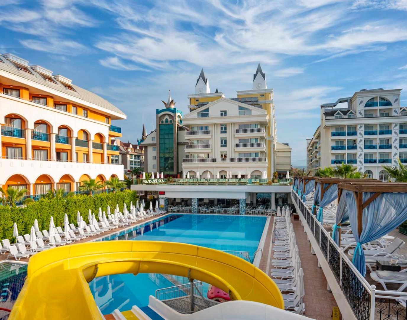 Dream World Resort & Spa Side Exterior foto